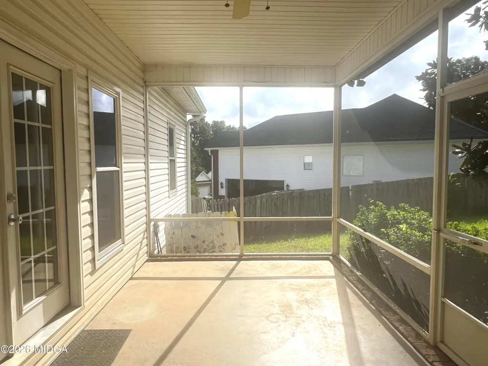 220 Sugarloaf Circle Macon, GA 31204