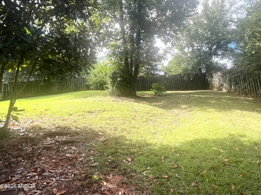 220 Sugarloaf Circle Macon, GA 31204