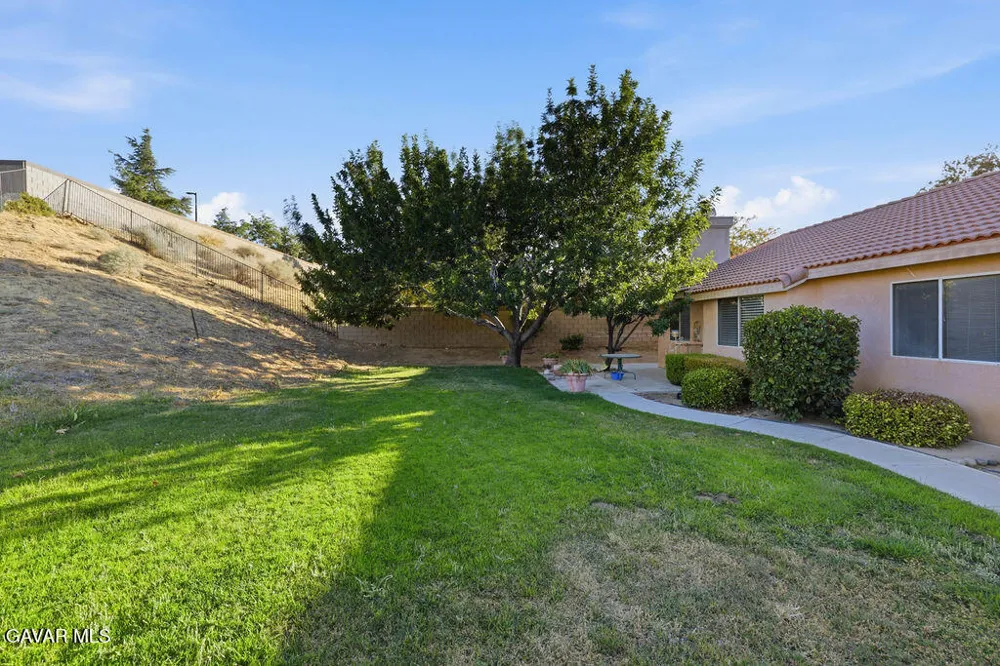 40324 Homeridge Drive Palmdale, CA 93551