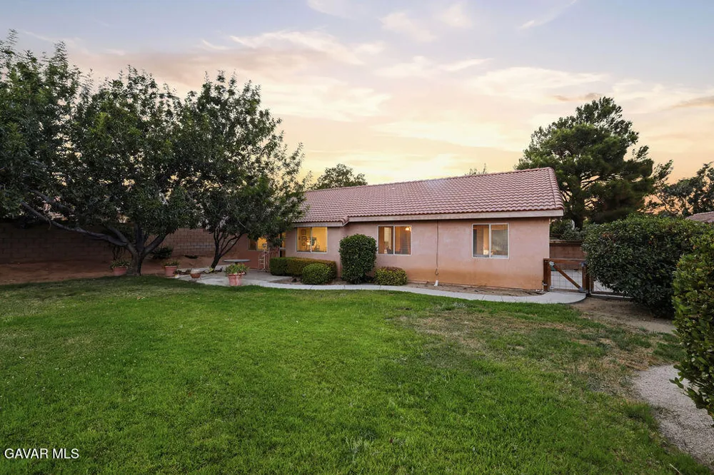 40324 Homeridge Drive Palmdale, CA 93551