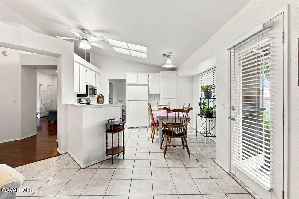 40324 Homeridge Drive Palmdale, CA 93551