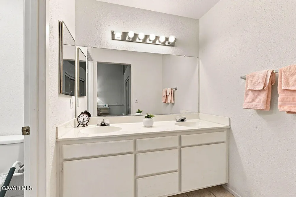 40324 Homeridge Drive Palmdale, CA 93551