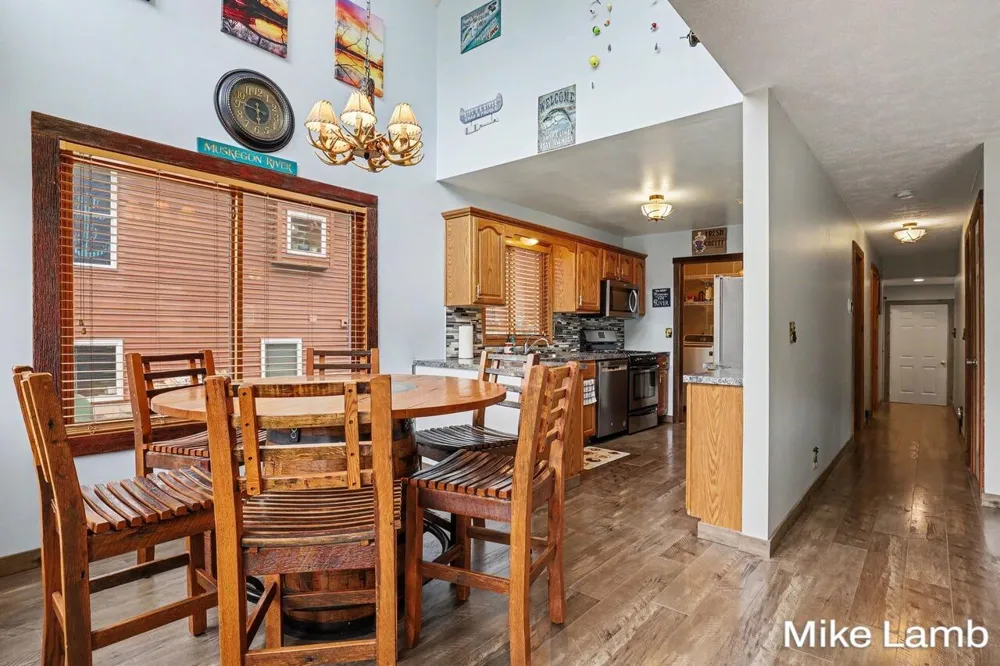 6159 E Dave Street Newaygo, MI 49337