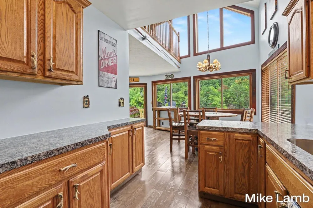 6159 E Dave Street Newaygo, MI 49337