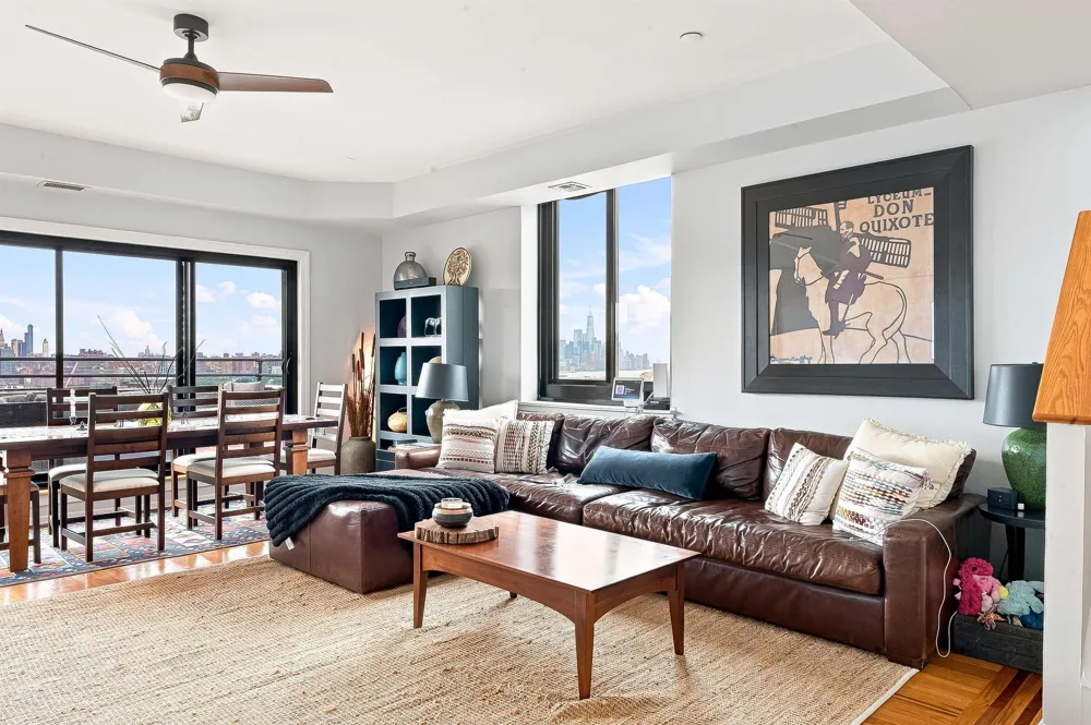 530 GREGORY AVE Weehawken, NJ 07086