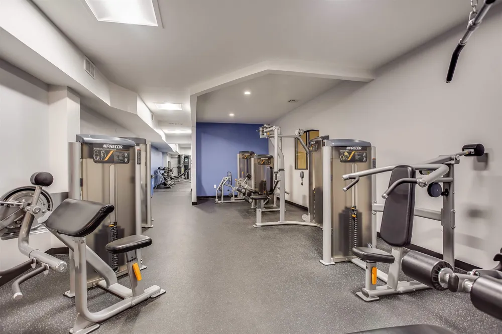 530 GREGORY AVE Weehawken, NJ 07086
