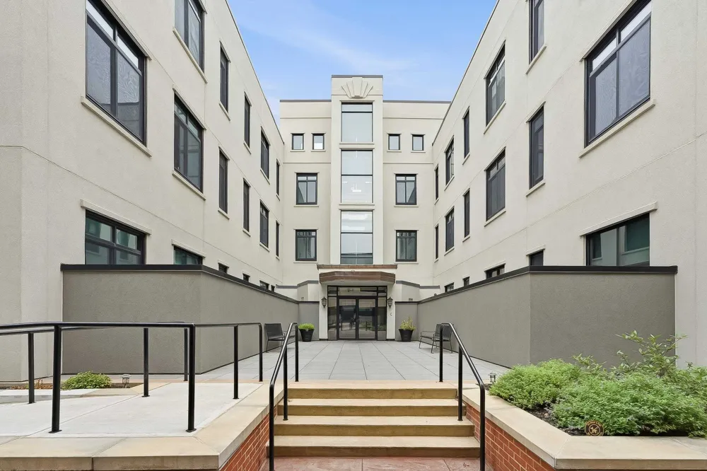 530 GREGORY AVE Weehawken, NJ 07086