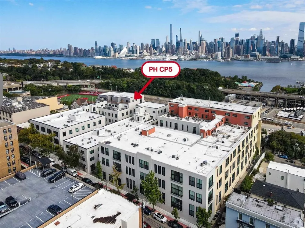 530 GREGORY AVE Weehawken, NJ 07086