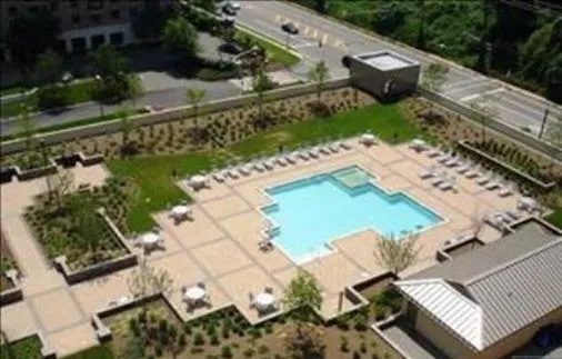 8100 RIVER RD North Bergen, NJ 07047