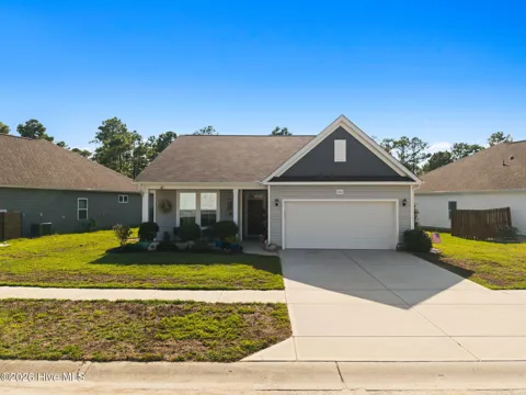 1611 E New Carraway Place SE