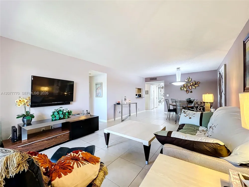 15451 Pembridge Dr #214 Delray Beach, FL 33484