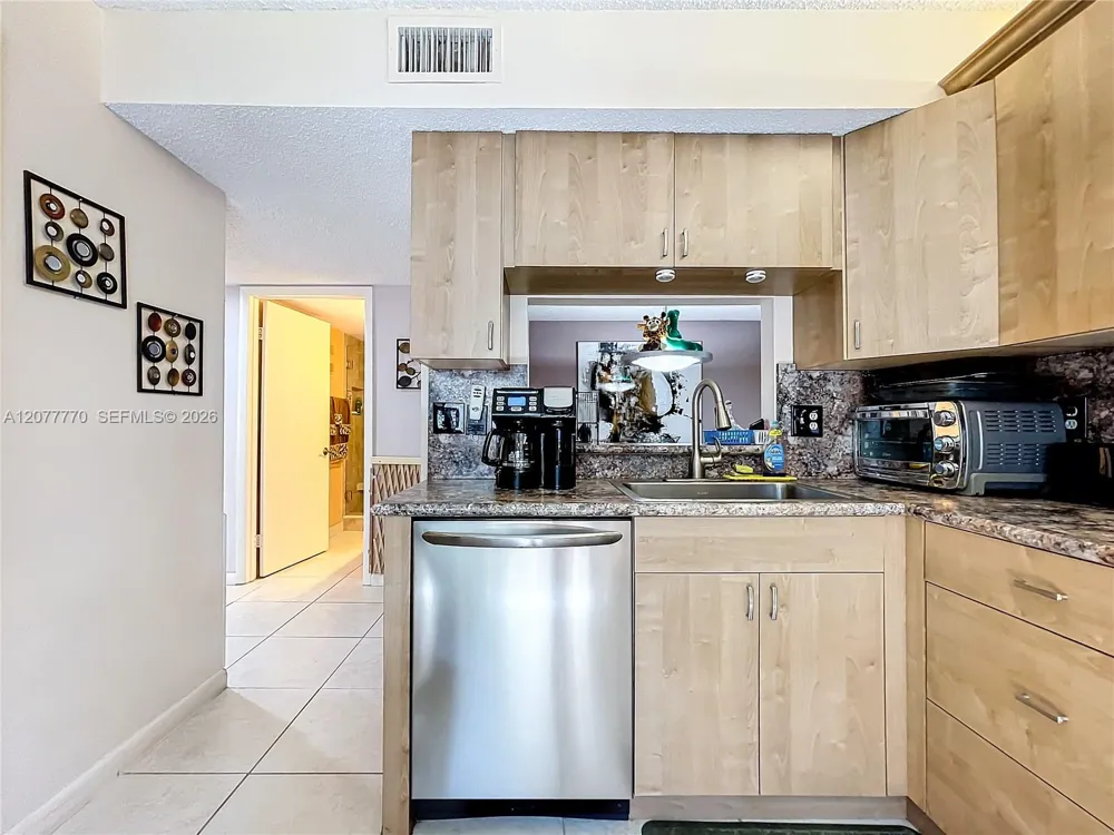 15451 Pembridge Dr #214 Delray Beach, FL 33484