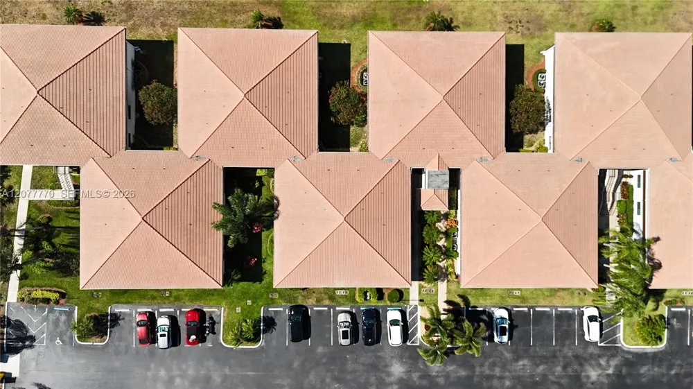 15451 Pembridge Dr #214 Delray Beach, FL 33484