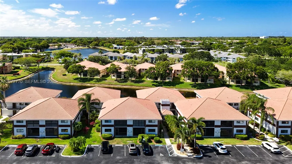 15451 Pembridge Dr #214 Delray Beach, FL 33484
