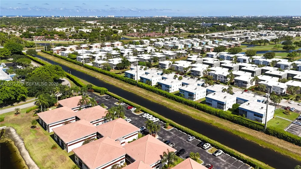 15451 Pembridge Dr #214 Delray Beach, FL 33484