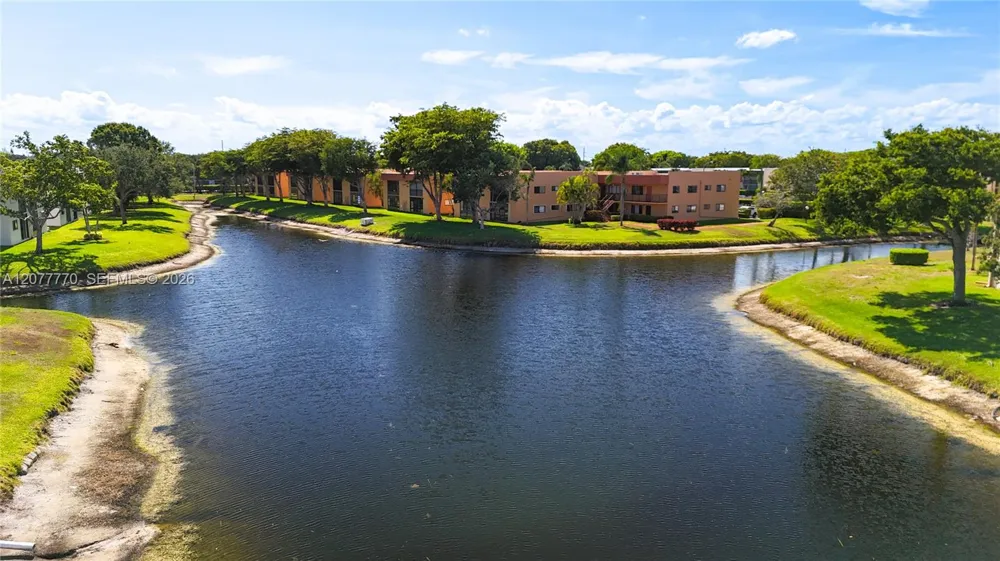 15451 Pembridge Dr #214 Delray Beach, FL 33484