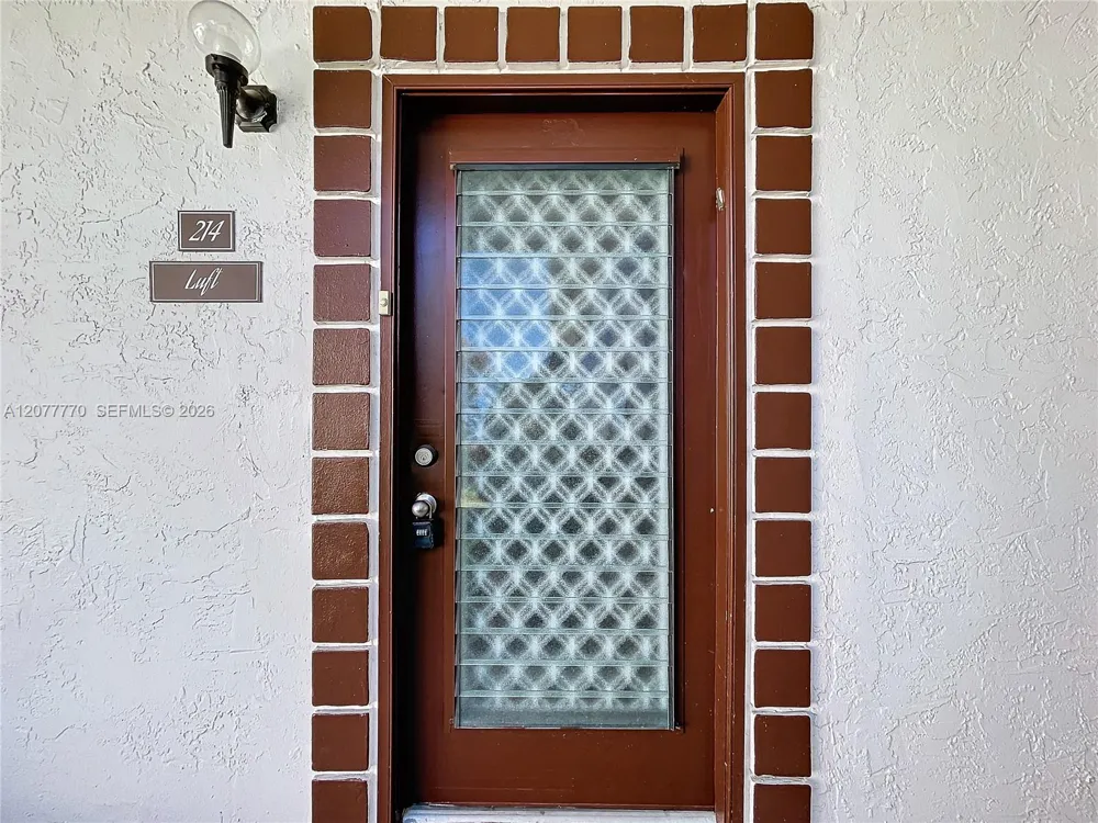 15451 Pembridge Dr #214 Delray Beach, FL 33484