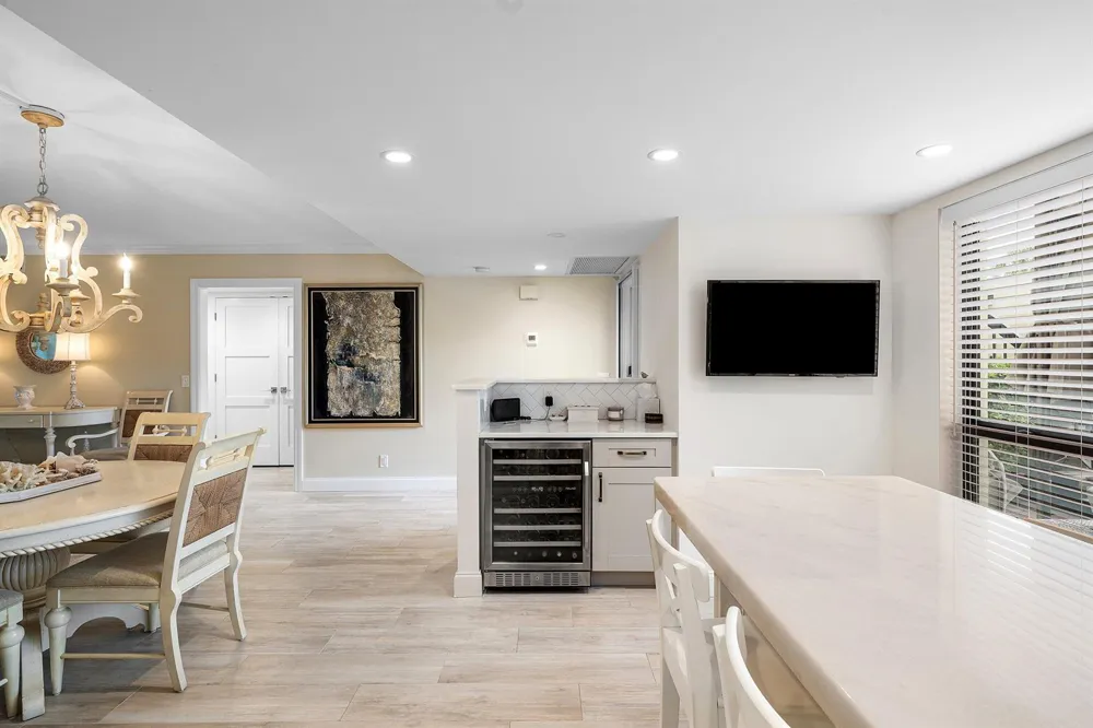 3689 Quail Ridge Drive Boynton Beach, FL 33436
