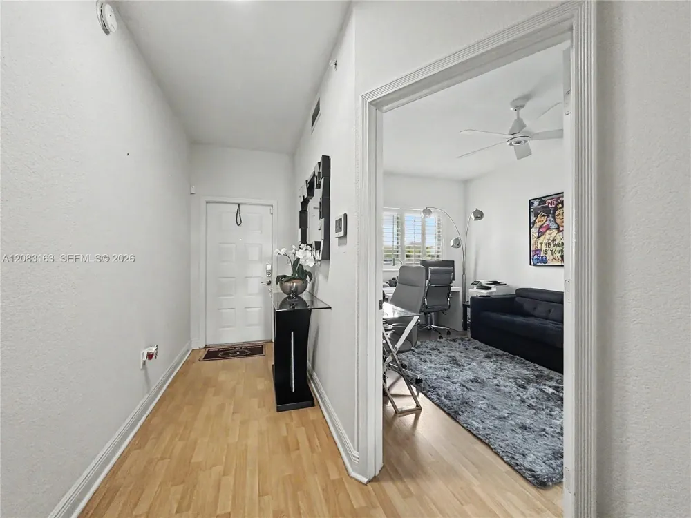 10700 NW 66th St #513 Doral, FL 33178