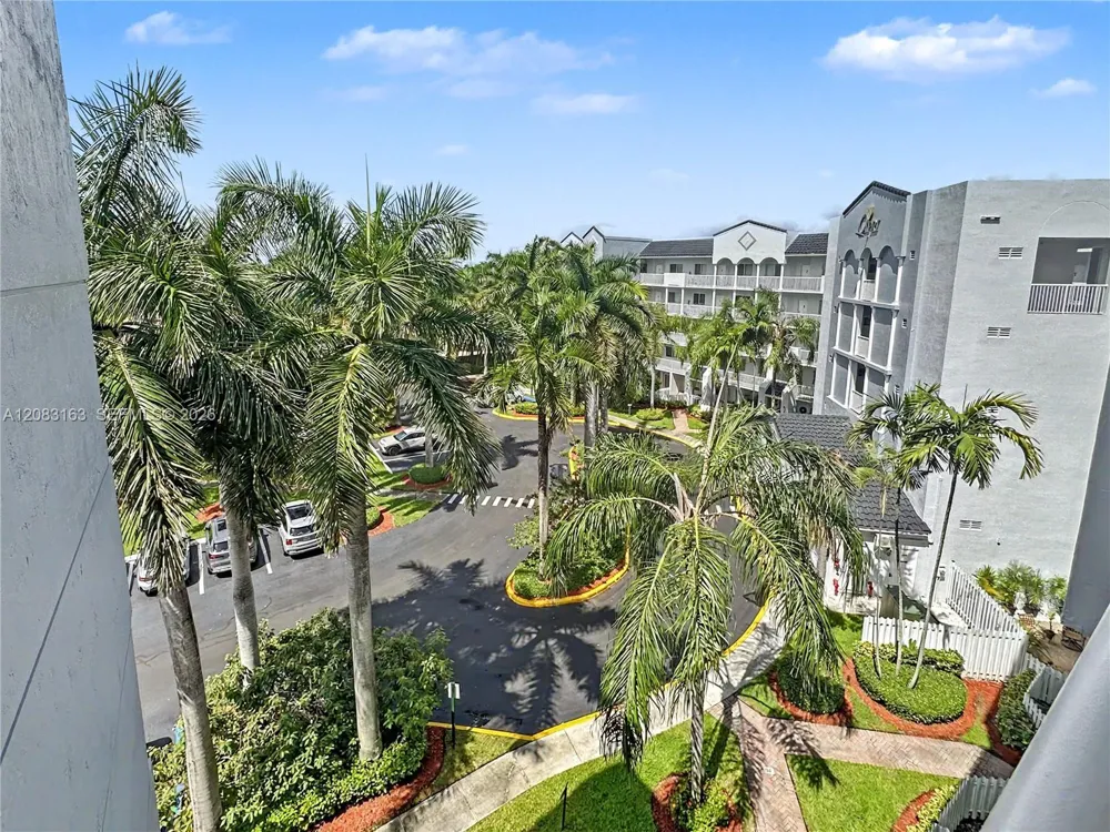 10700 NW 66th St #513 Doral, FL 33178