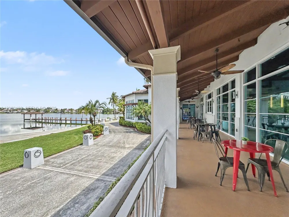 10700 NW 66th St #513 Doral, FL 33178