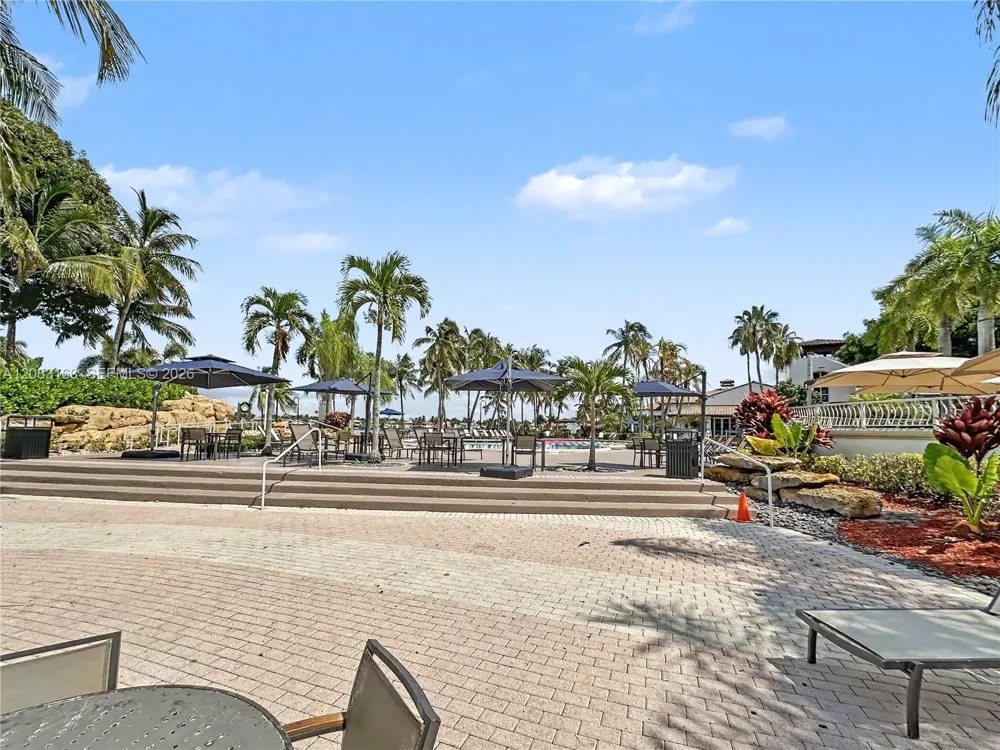 10700 NW 66th St #513 Doral, FL 33178