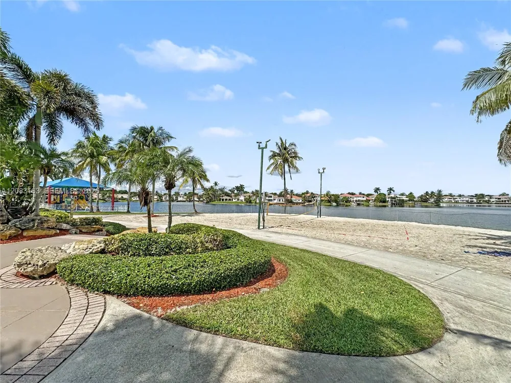 10700 NW 66th St #513 Doral, FL 33178