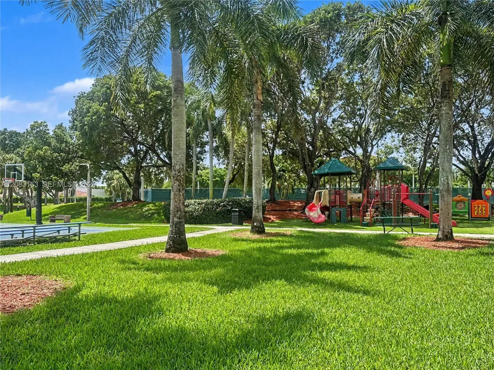 10700 NW 66th St #513 Doral, FL 33178