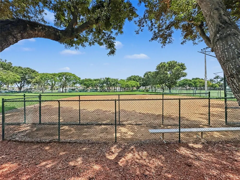 10700 NW 66th St #513 Doral, FL 33178