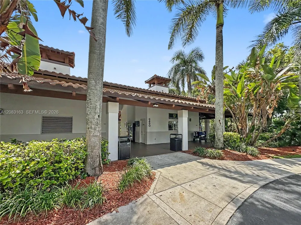 10700 NW 66th St #513 Doral, FL 33178