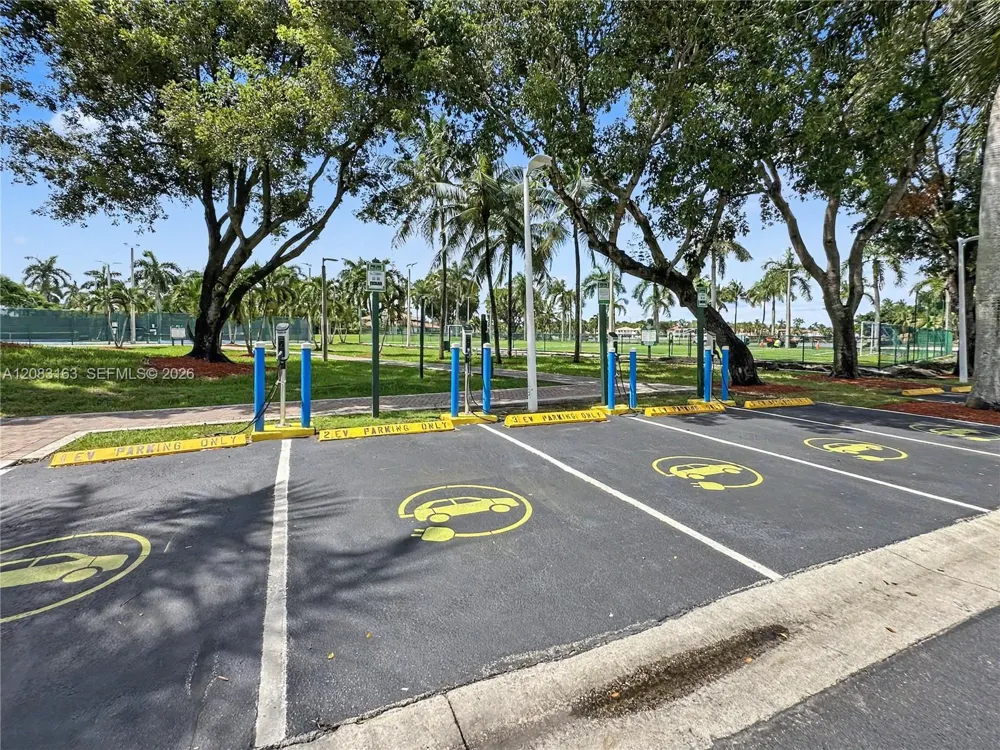 10700 NW 66th St #513 Doral, FL 33178