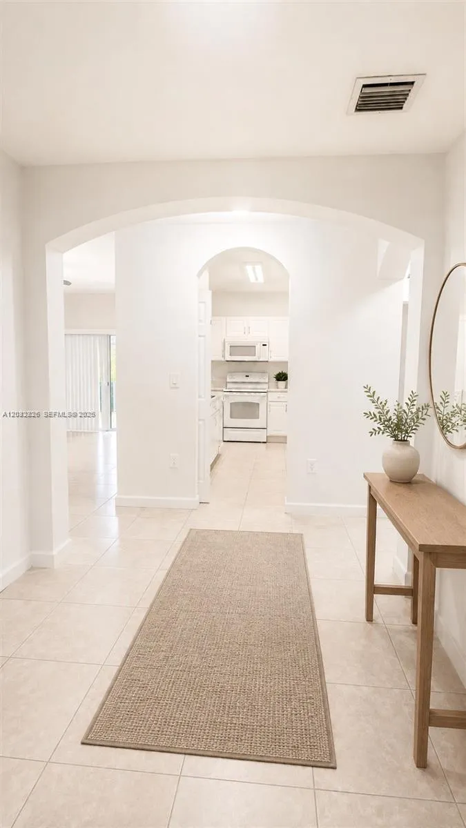1570 NE 33rd Rd #103-11 Homestead, FL 33033
