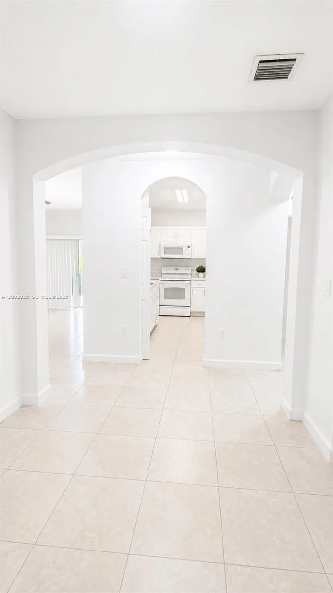 1570 NE 33rd Rd #103-11 Homestead, FL 33033