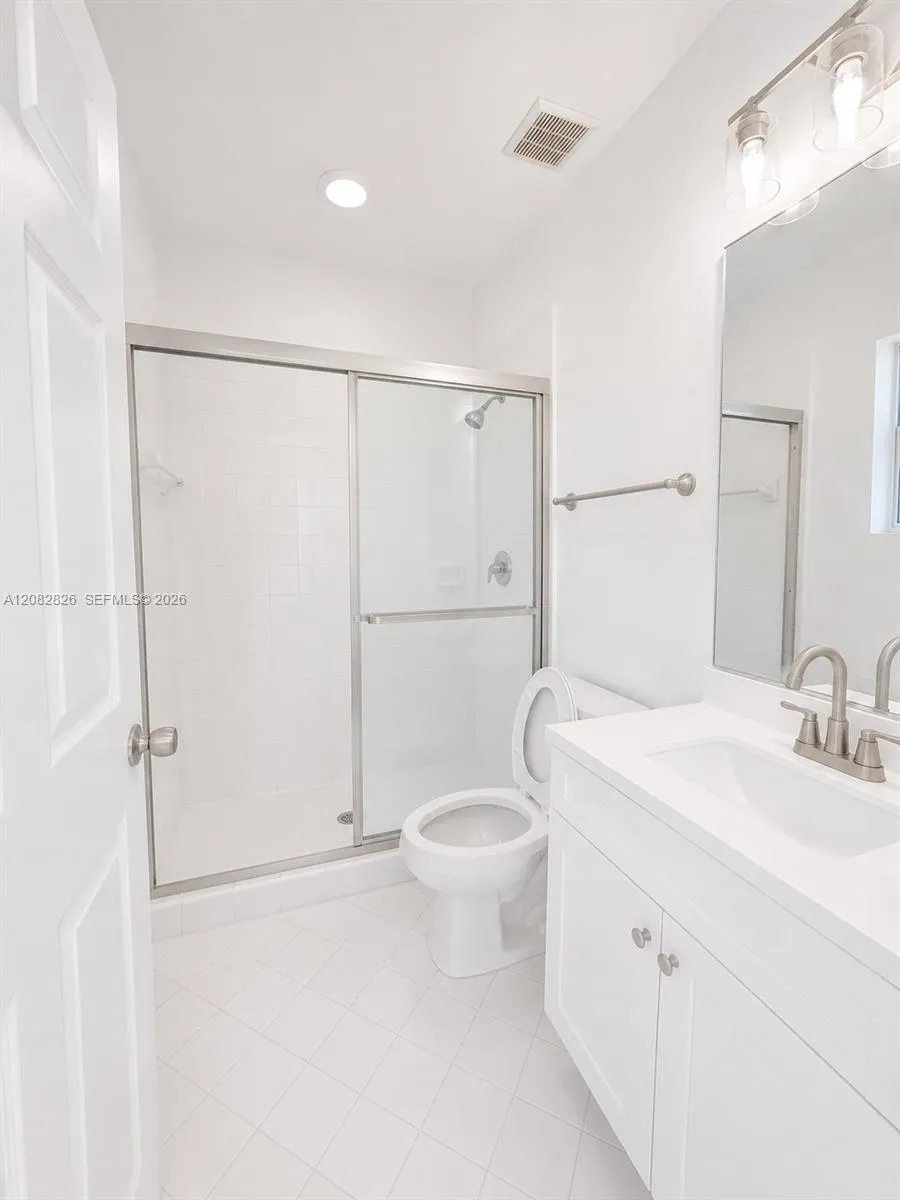 1570 NE 33rd Rd #103-11 Homestead, FL 33033