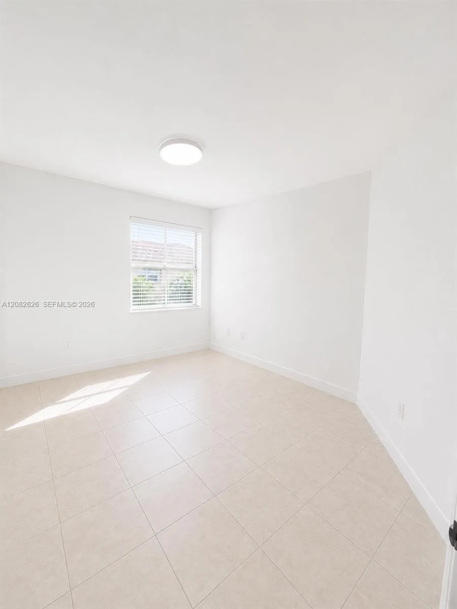 1570 NE 33rd Rd #103-11 Homestead, FL 33033