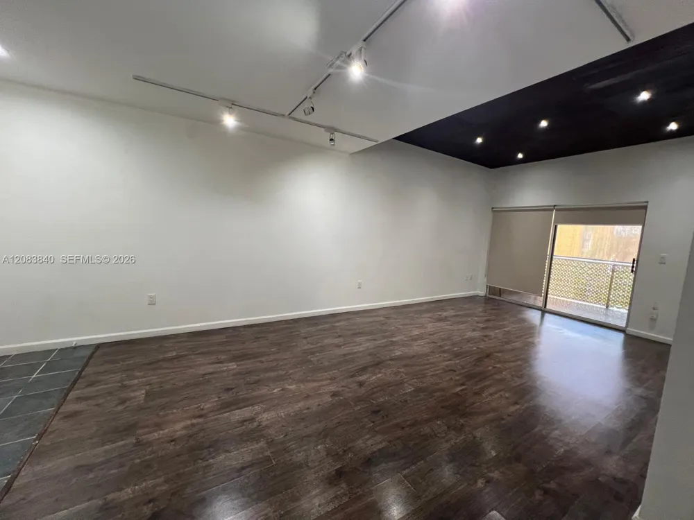 9715 Fontainebleau Blvd #E308 Miami, FL 33172