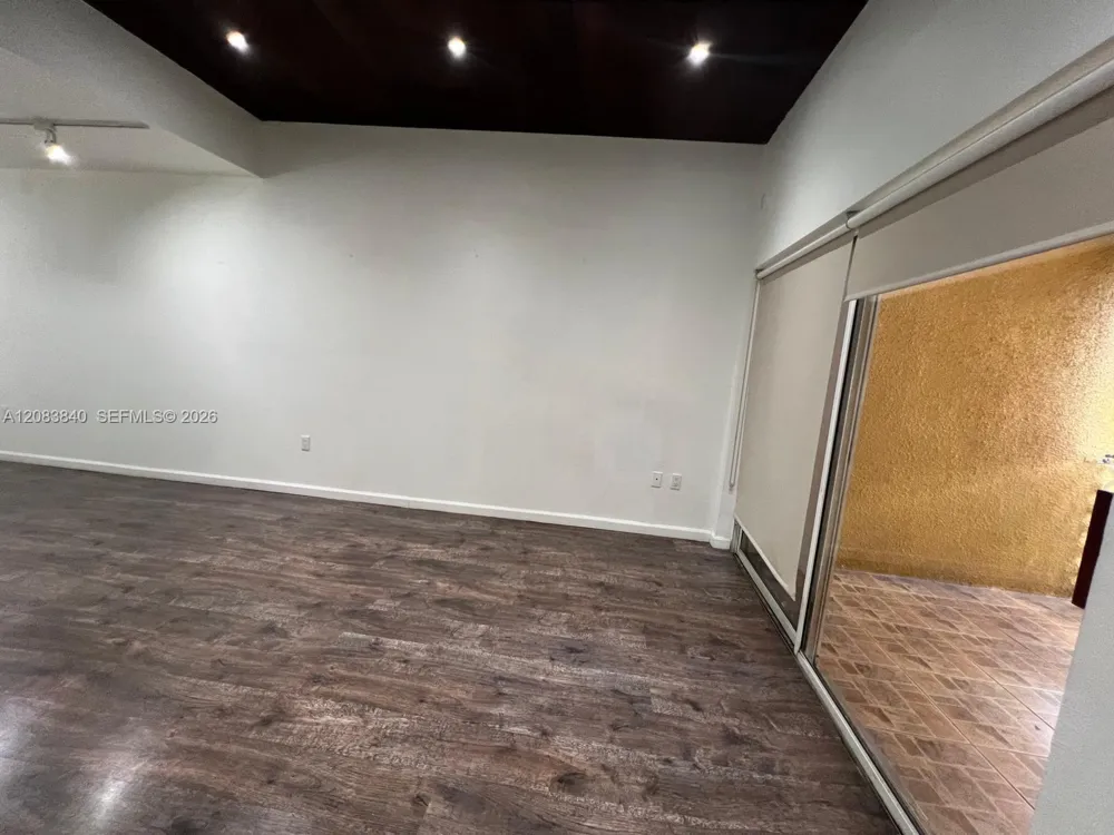 9715 Fontainebleau Blvd #E308 Miami, FL 33172