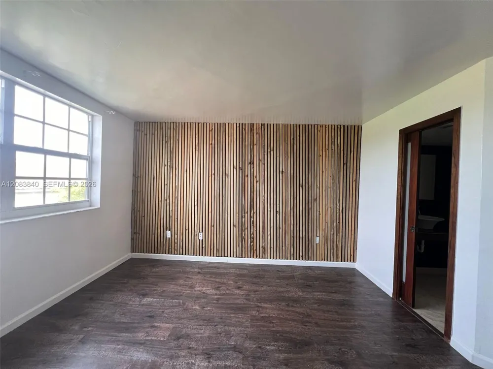 9715 Fontainebleau Blvd #E308 Miami, FL 33172