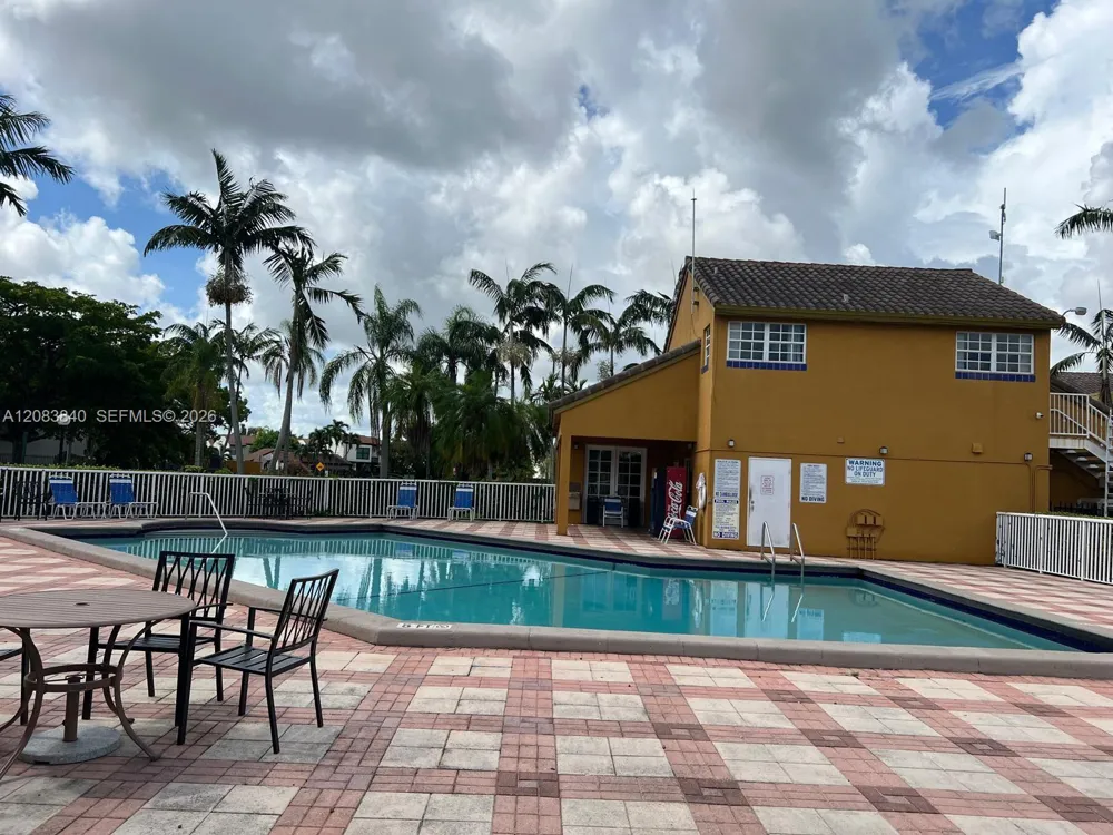 9715 Fontainebleau Blvd #E308 Miami, FL 33172