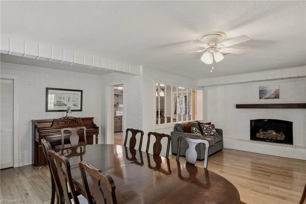 3438 E Pine Street Mount Airy, NC 27030