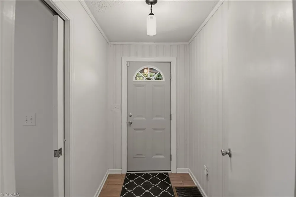 3438 E Pine Street Mount Airy, NC 27030