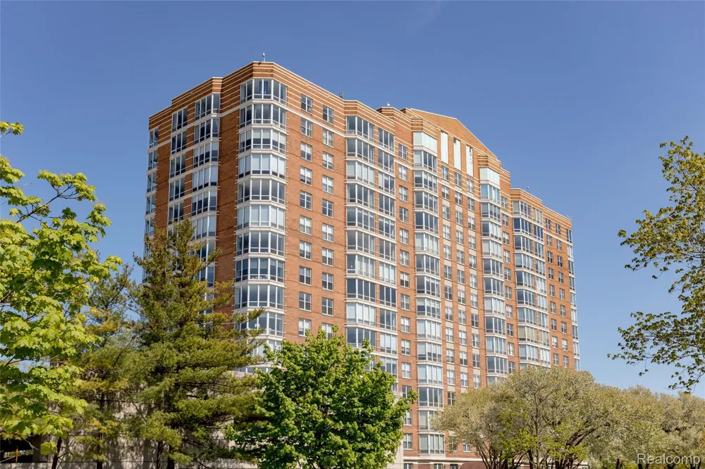 250 E Harbortown Drive #508 Detroit City, MI 48207