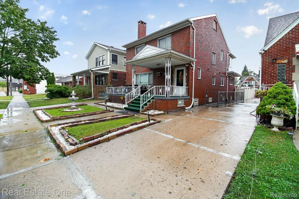5001 REUTER STREET Dearborn City, MI 48126