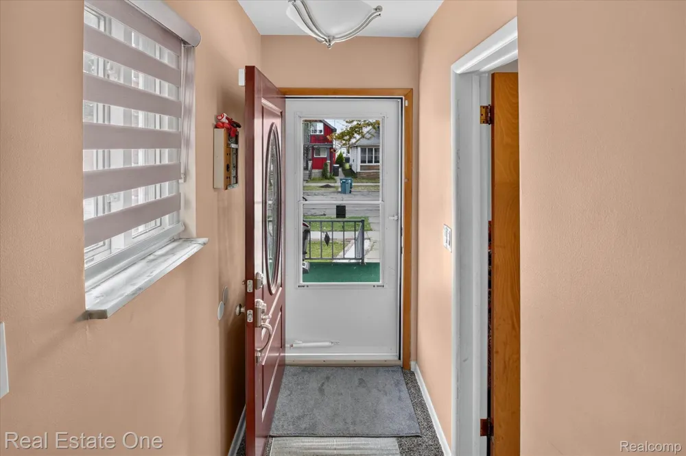 5001 REUTER STREET Dearborn City, MI 48126