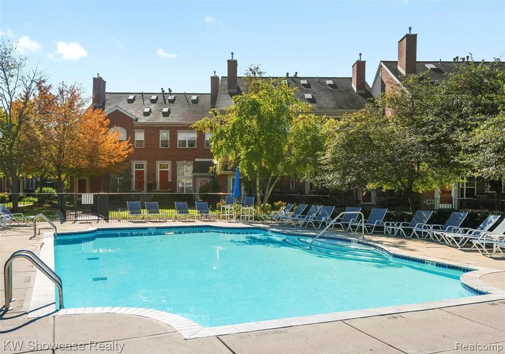 1522 Maryland Club Drive Royal Oak City, MI 48067