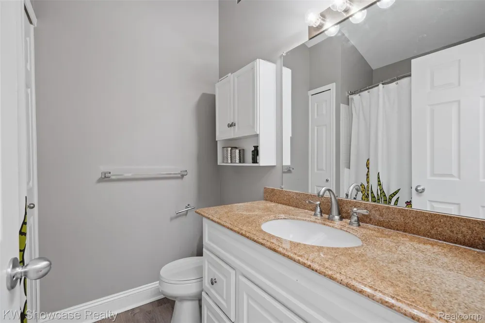 1522 Maryland Club Drive Royal Oak City, MI 48067