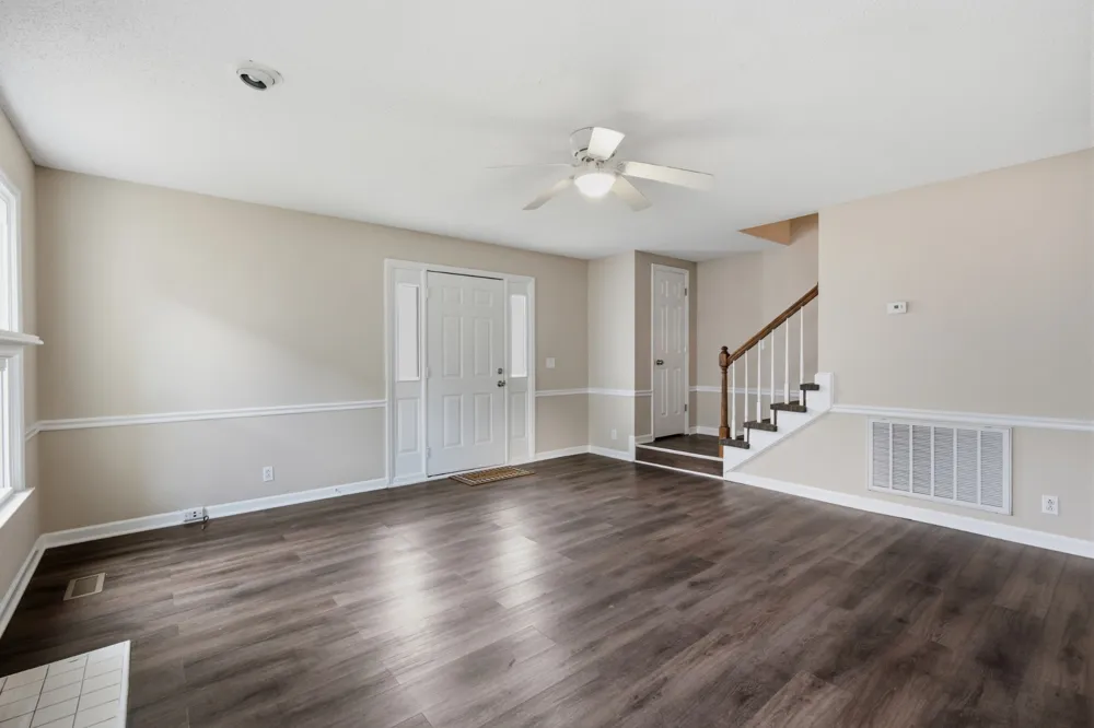 1035 Silver Point Dr Murfreesboro, TN 37130