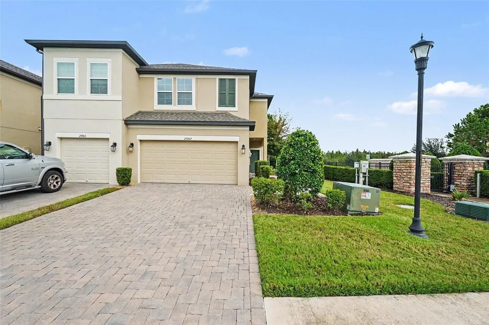 29967 SOUTHWELL LANE Wesley Chapel, FL 33543