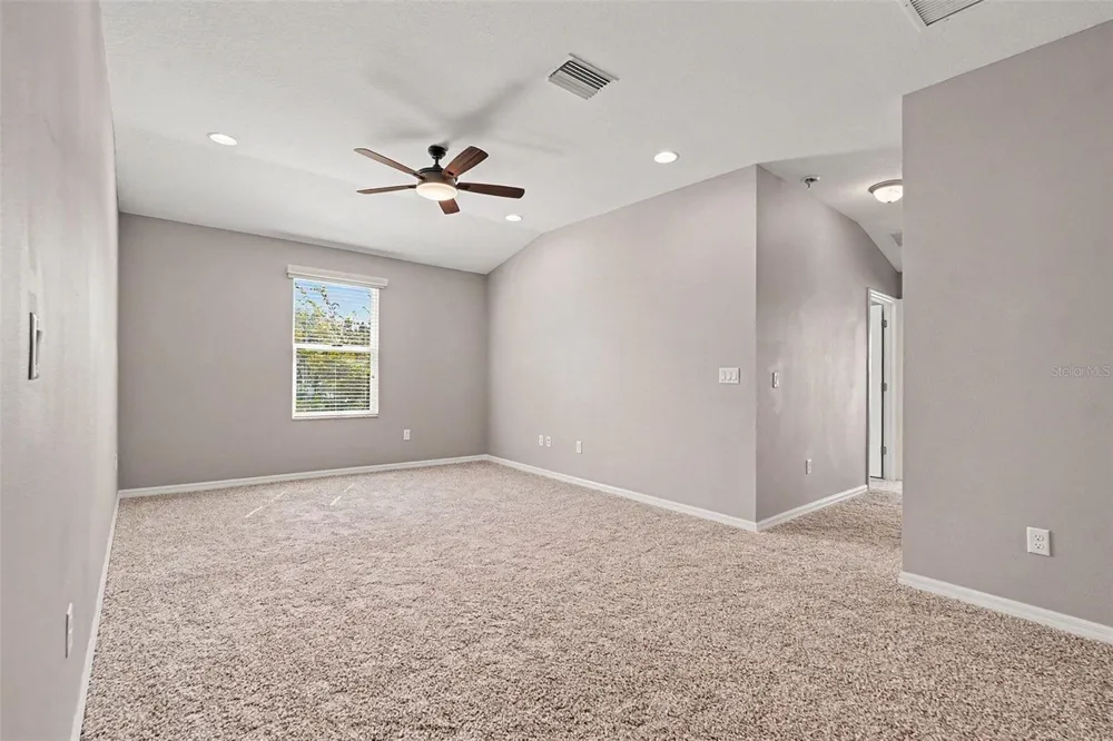29967 SOUTHWELL LANE Wesley Chapel, FL 33543