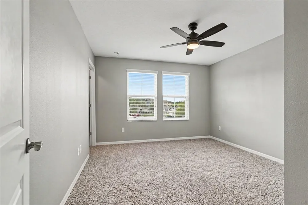 29967 SOUTHWELL LANE Wesley Chapel, FL 33543